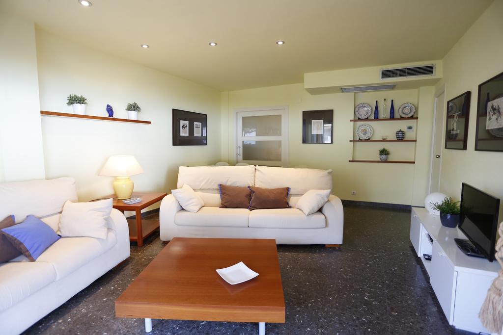 Apartamentos Alquihouse Vilafortuny Cambrils Pokoj fotografie